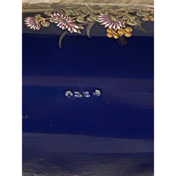 Vintage Japanese Cobalt Blue Lotus Flower Cart 3 3/8" Mini Vase w/Gold Accents - Picture 4 of 5